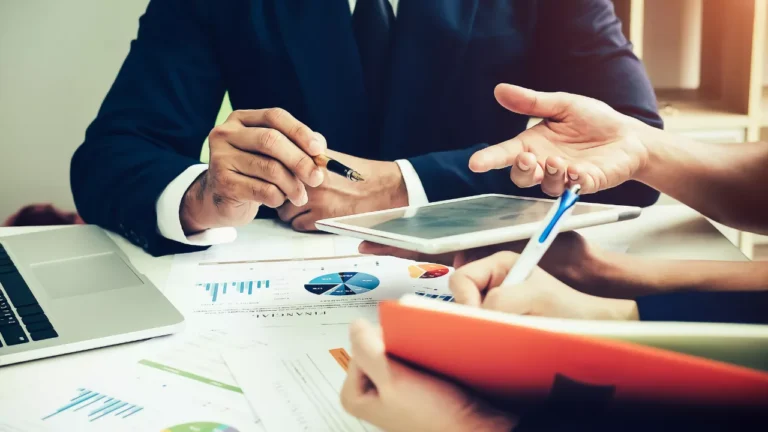 consulting services,valuation services,audit services,business advisory